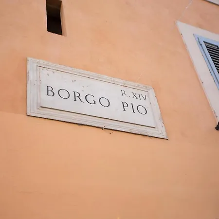 Vatican Borgo Pio 203 Apartment