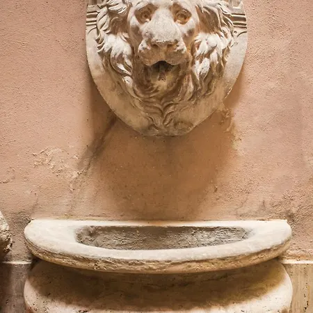 Apartment Vatican Borgo Pio 203